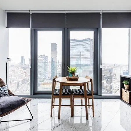 Cozy Bright Studio! Parkinggympool Access! #374 Daire İstanbul