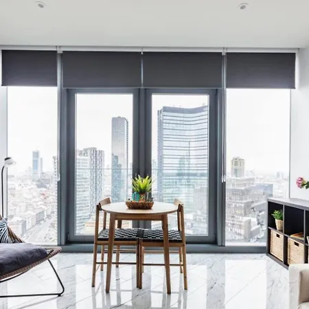 Cozy Bright Studio! Parkinggympool Access! #374 *