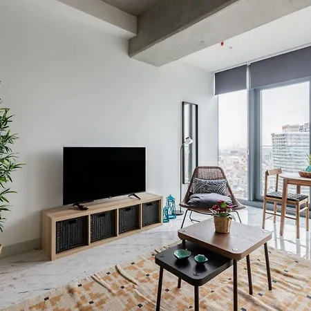 Apartamento Cozy Bright Studio! Parkinggympool Access! #374 Estambul