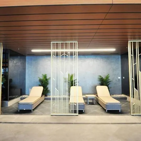 Apartamento Cozy Bright Studio! Parkinggympool Access! #374
