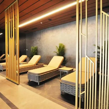 Διαμέρισμα Cozy Bright Studio! Parkinggympool Access! #374 *