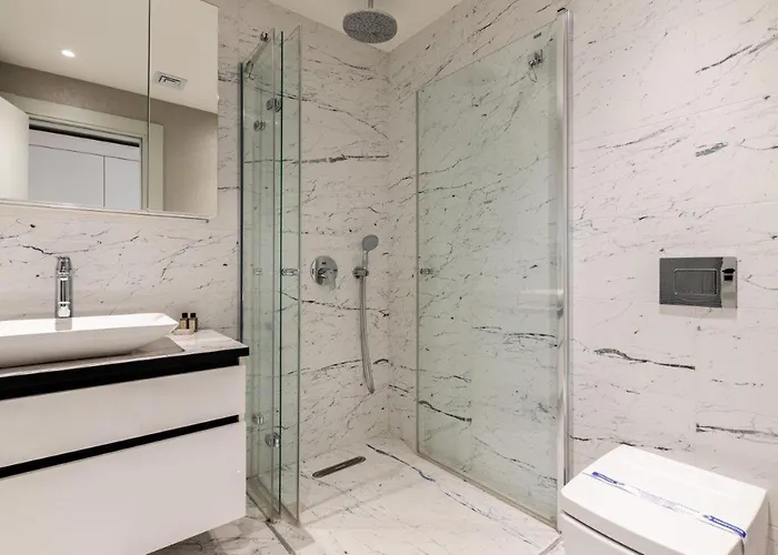 Cozy Bright Studio! Parkinggympool Access! #374