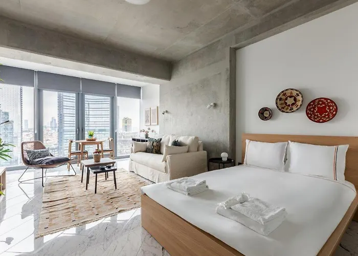 Cozy Bright Studio! Parkinggympool Access! #374