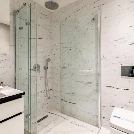 Cozy Bright Studio! Parkinggympool Access! #374 Διαμέρισμα *